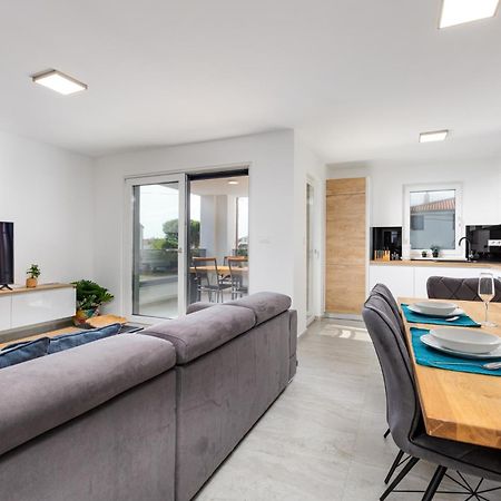 Apartma Skubic Murvica Vantacici Exterior foto