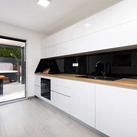 Apartma Skubic Murvica Vantacici Exterior foto